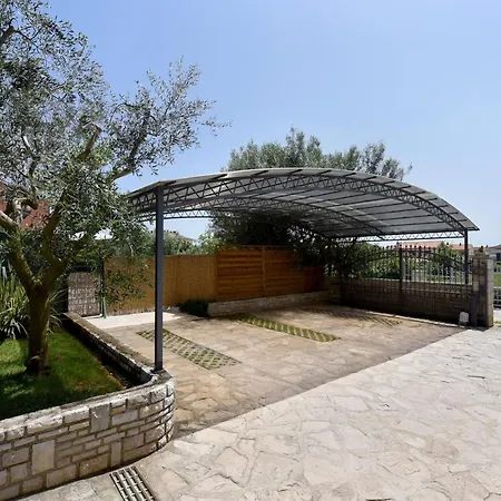 וילה Lavanda Galižana